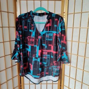 Sheila Rose Red and Blue 3/4 Bell Sleeve Blouse with V-neck Size Large